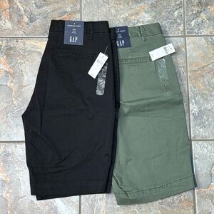 2 pair of NWT Gap Bermuda shorts, size 6